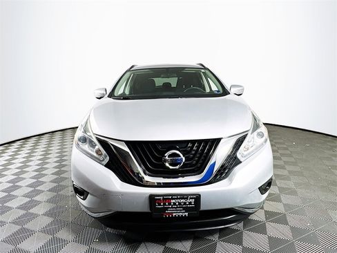 Used 2015 Nissan Murano SV image 2