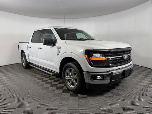 Used 2025 Ford F150 XLT w/ Equipment Group 301A Standard RWD image 5