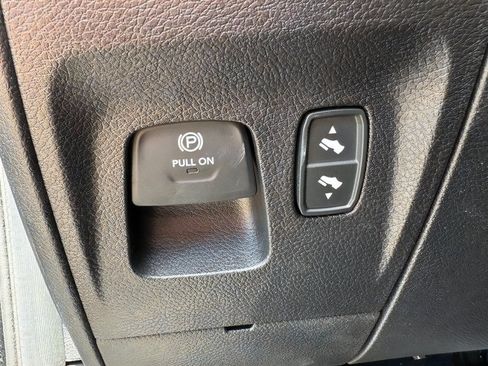 New 2026 RAM 1500 Big Horn AWD/4WD image 16