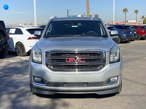 Used 2018 GMC Yukon SLE w/ SLE Value Package image 3