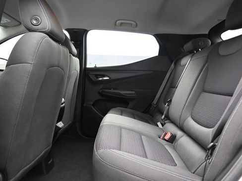 Used 2022 Chevrolet Bolt EUV LT image 18