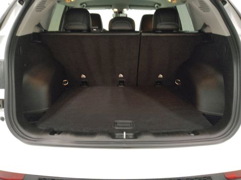 Used 2022 Jeep Compass Latitude FWD image 29