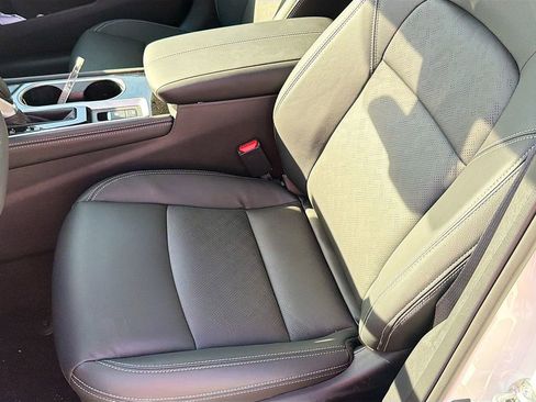 New 2025 Nissan Altima 2.5 SL image 19