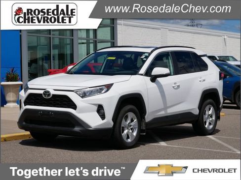 Used 2020 Toyota RAV4 XLE w/ Convenience Package AWD/4WD image 1