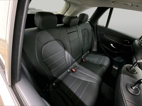 Used 2022 Mercedes-Benz GLC 300 image 19