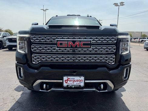 Used 2022 GMC Sierra 3500 Denali AWD/4WD image 8