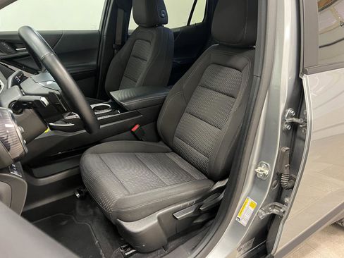 Used 2025 Chevrolet Equinox LT image 28