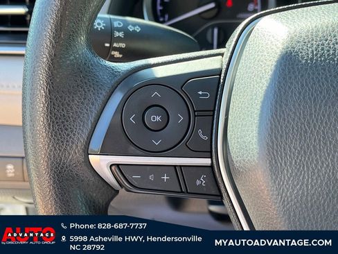 Used 2022 Toyota Camry LE image 13