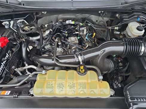 Used 2019 Ford F150 XLT w/ Equipment Group 302A Luxury image 6