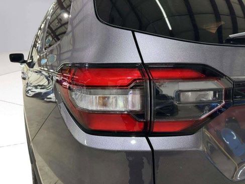 Used 2025 Honda Pilot EX-L image 12