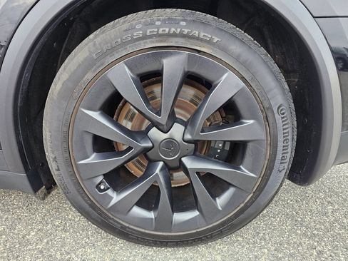 Used 2023 Tesla Model X AWD/4WD image 35