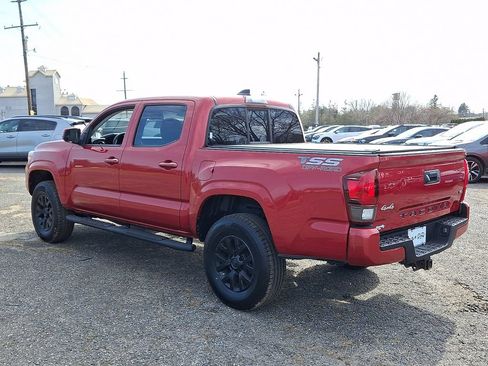 Used 2020 Toyota Tacoma SR AWD/4WD image 5