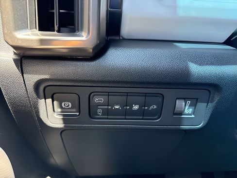 Used 2025 GMC Hummer EV 3X w/ LPO, Dark Essentials Package AWD/4WD image 26