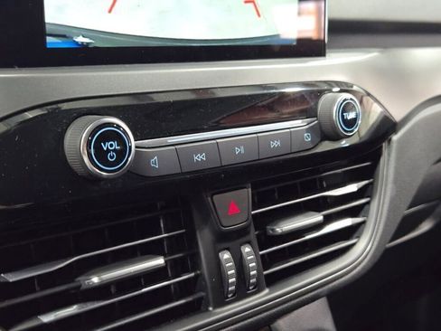 Used 2024 Ford Escape Active w/ Cold Weather Package image 28