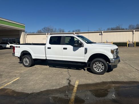 Used 2019 Ford F250 XL w/ STX Appearance Package image 14