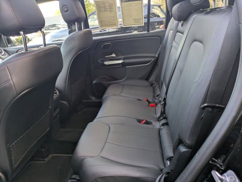 Certified 2024 Mercedes-Benz GLB 250 4MATIC image 14