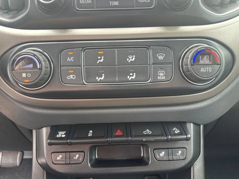 Used 2017 Chevrolet Colorado Z71 AWD/4WD image 22