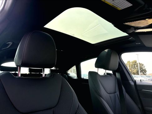 Used 2023 BMW i4 eDrive40 RWD image 29