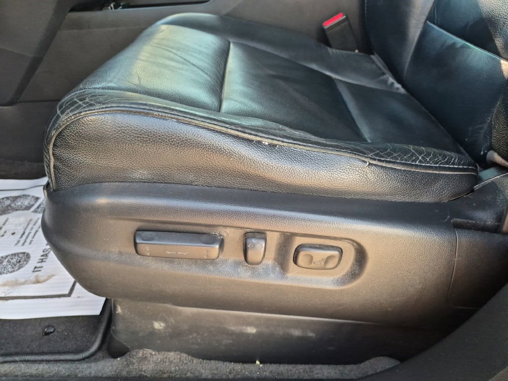 Used 2012 Honda Pilot Touring image 18