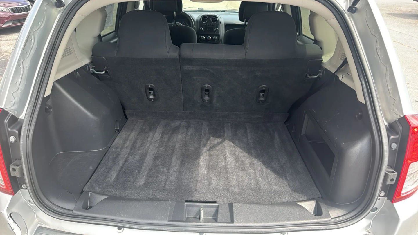 Used 2013 Jeep Compass Sport FWD image 22