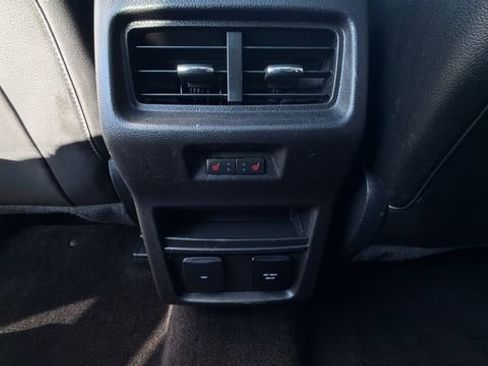 Used 2018 Ford Edge Titanium w/ Equipment Group 301A image 19