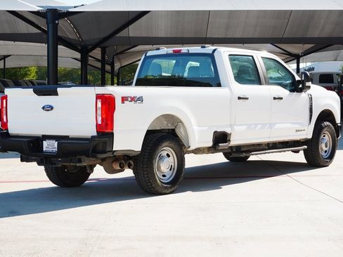Used 2023 Ford F250 XL w/ FX4 Off-Road Package image 5