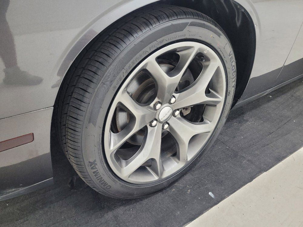 Used 2016 Dodge Challenger SXT w/ Sound Group RWD image 31