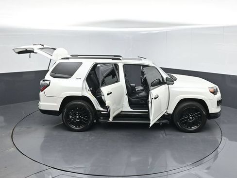 Used 2021 Toyota 4Runner Nightshade AWD/4WD image 61