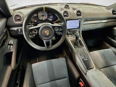 Certified 2025 Porsche 718 Cayman GT4 RS RWD image 20