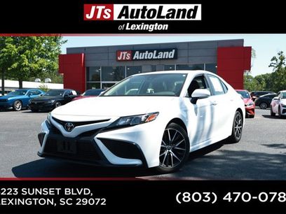 Used 2021 Toyota Camry SE w/ Convenience Package