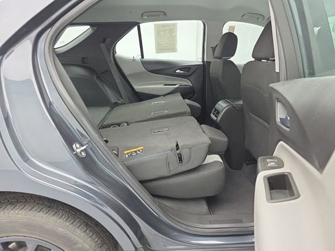 Used 2022 Chevrolet Equinox LS AWD/4WD image 42