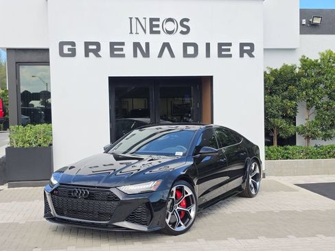 Used 2025 Audi RS 7 Performance AWD/4WD image 2