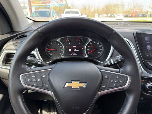 Used 2022 Chevrolet Equinox Premier AWD/4WD image 29