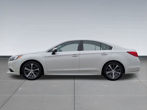 Used 2016 Subaru Legacy 2.5i Limited image 3