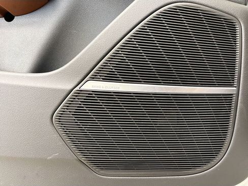 Certified 2022 Audi Q8 Premium Plus image 21