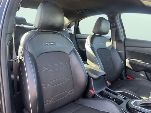 Used 2024 Kia Forte GT-Line image 33