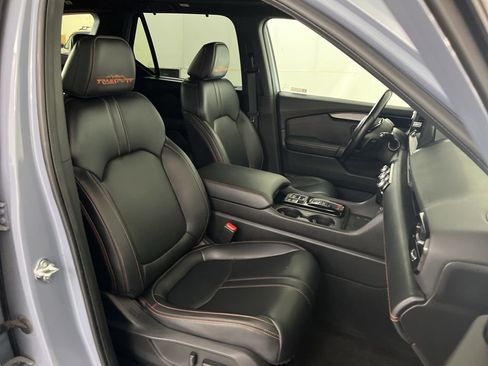 Used 2024 Honda Pilot TrailSport image 23
