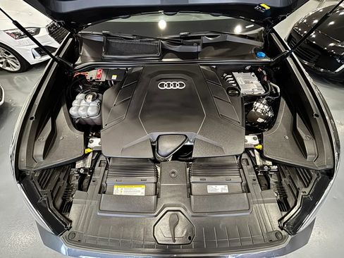Used 2019 Audi Q8 Premium w/ Convenience Package AWD/4WD image 46