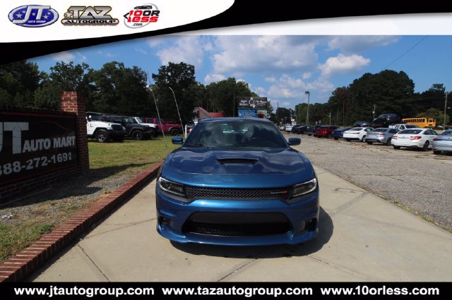 Used 2020 Dodge Charger R/T w/ Plus Group RWD image 2