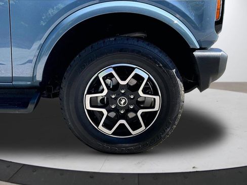 Used 2025 Ford Bronco Outer Banks AWD/4WD image 33
