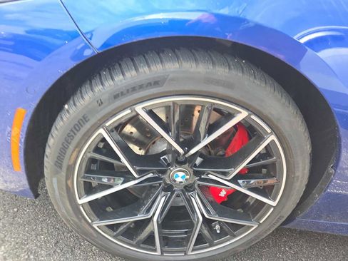 Used 2025 BMW M8 Competition w/ M Carbon Exterior Package AWD/4WD image 9