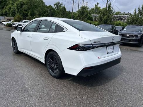 New 2026 Nissan Sentra SV w/ SV Convenience Package FWD image 5