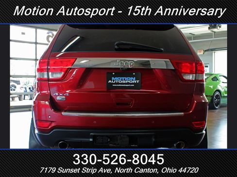 Used 2012 Jeep Grand Cherokee Overland AWD/4WD image 9