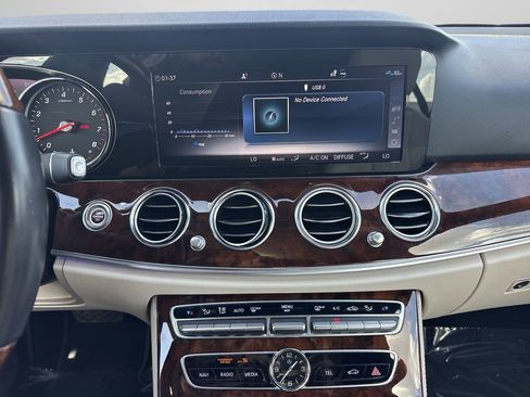 Used 2019 Mercedes-Benz E 450 4MATIC Wagon image 22