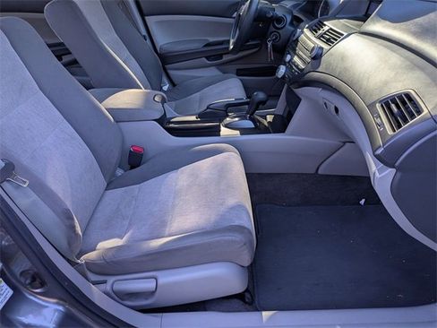 Used 2010 Honda Accord LX-P image 32