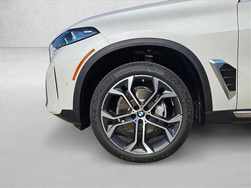 New 2026 BMW X5 xDrive40i image 8