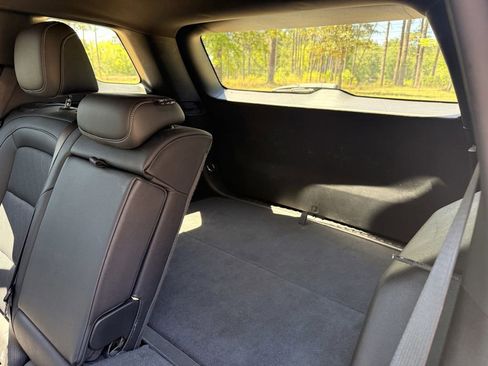 Used 2025 Chevrolet Equinox LT w/ Convenience Package II FWD image 32
