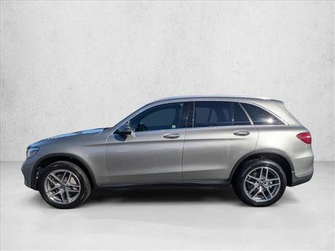 Used 2019 Mercedes-Benz GLC 300 4MATIC image 9