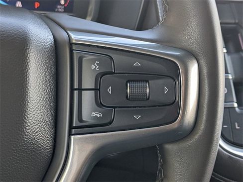 Used 2023 Chevrolet Suburban LT image 22