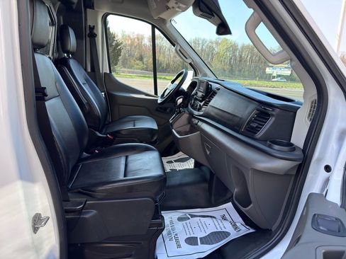 Used 2024 Ford Transit 250 Medium Roof RWD image 29